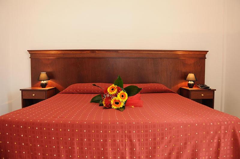 Agri Hotel Conte Salentino Сант-Исидоро Экстерьер фото