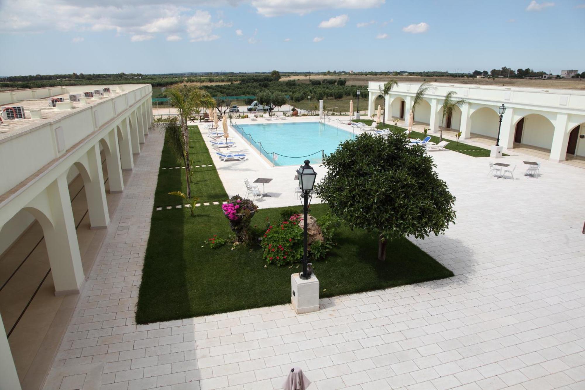 Agri Hotel Conte Salentino Сант-Исидоро Экстерьер фото