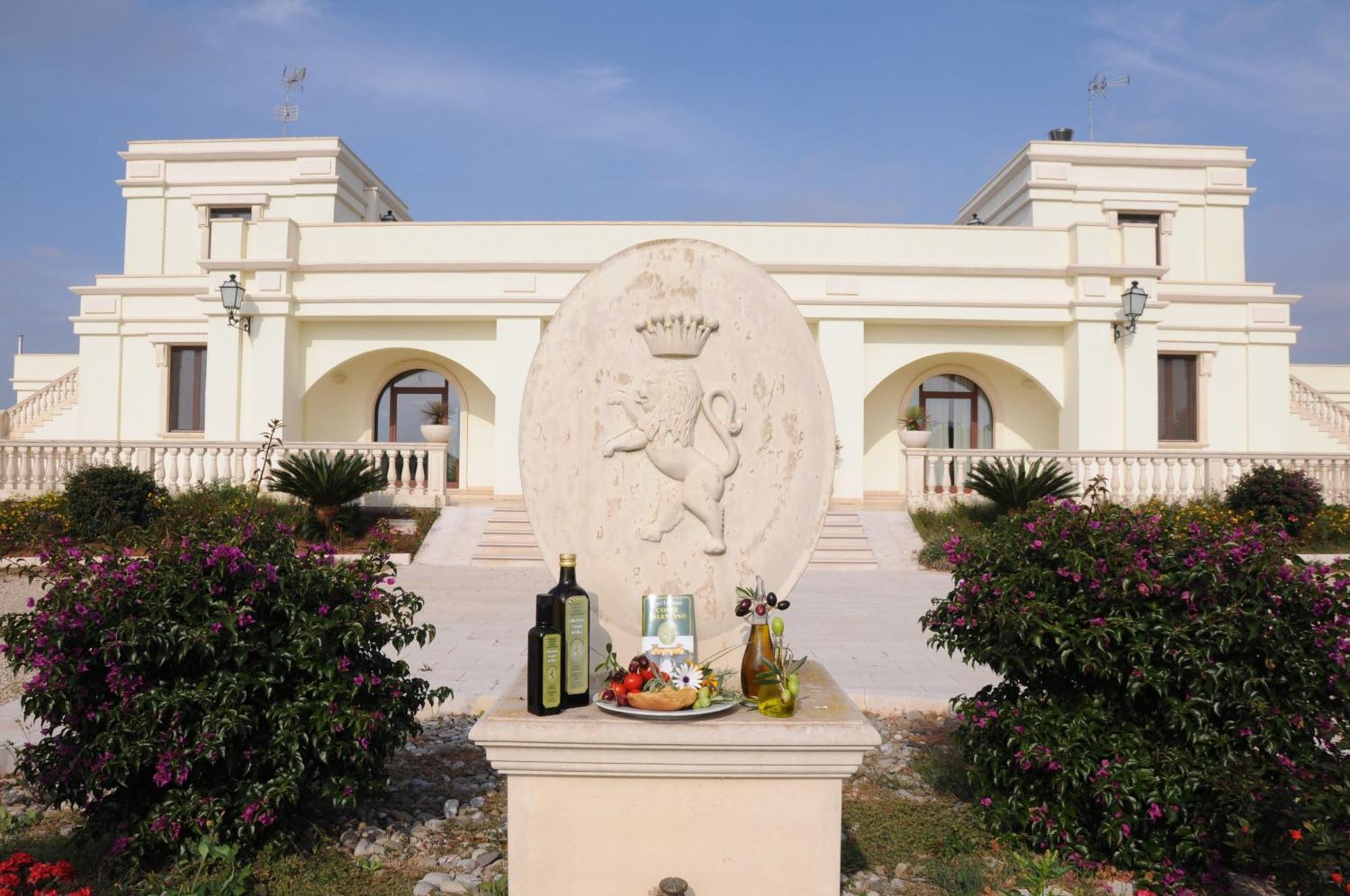 Agri Hotel Conte Salentino Сант-Исидоро Экстерьер фото